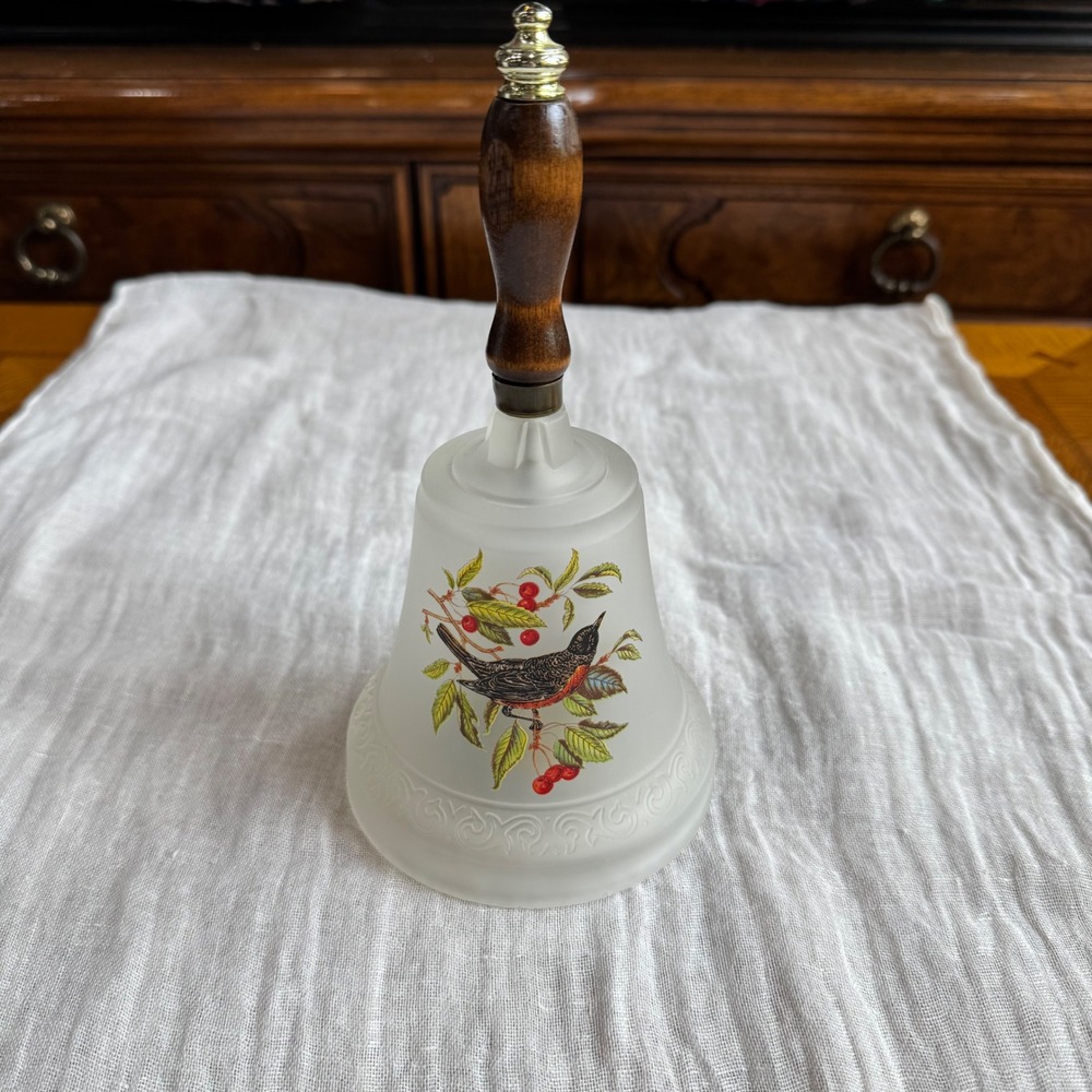 Westmorland‎ Frosted Glass Music Box Bell Robin Cherry Branch Collectible